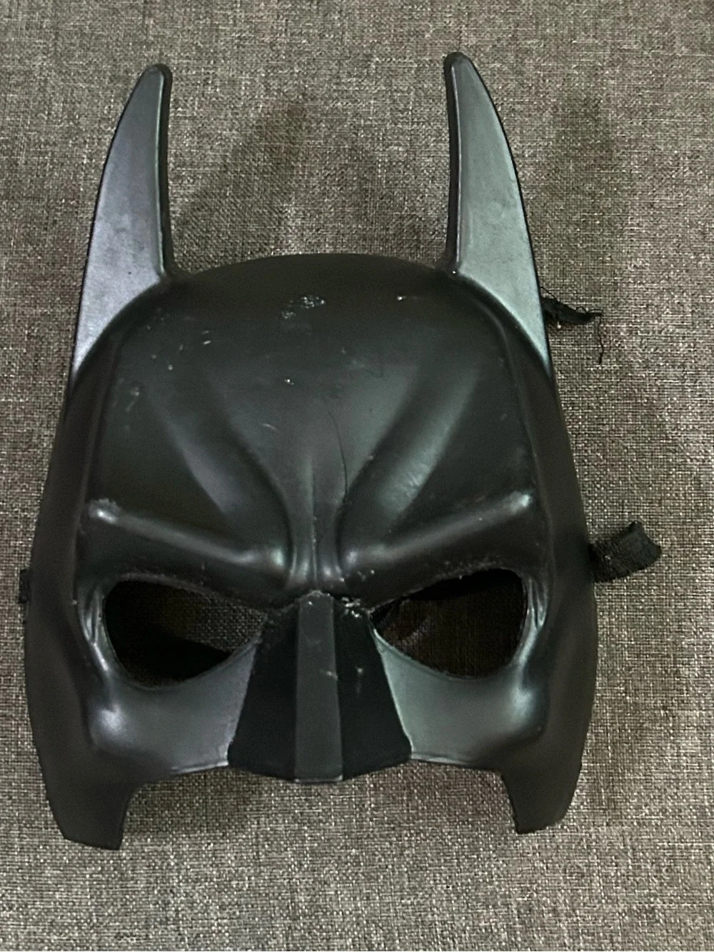 Black Bat-Inspired Kids Costume with Cape